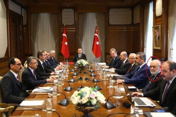 Σχέδιο αποσταθεροποίησης της Ελλάδος; – Στo τουρκικό συμβούλιο ασφαλείας ο επικεφαλής της SADAT – Eτοιμάζουν «μαύρες επιχειρήσεις»